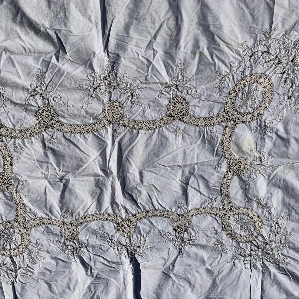 Table cloth